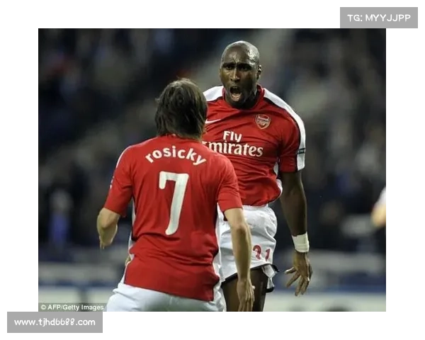 为什么实况坎贝尔凭借独特贡献和非凡表现赢得了足球传奇声誉 为什么实况坎贝尔凭借独特贡献和非凡表现赢得了足球传奇声誉